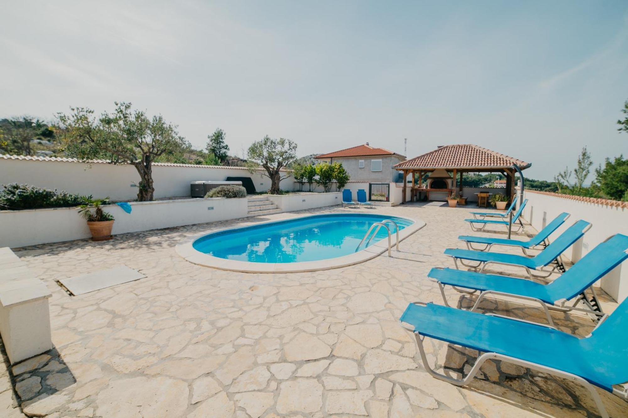 Lavender With Pool And Wellness Vila *